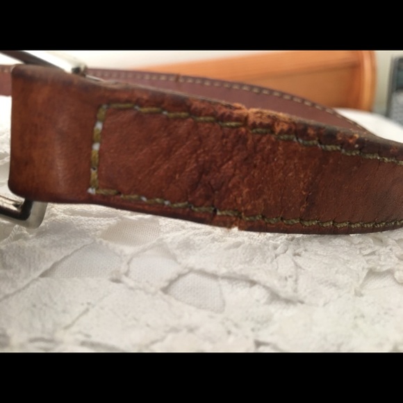 Authentic vintage Louis Vuitton cross body bag. - Picture 3 of 9